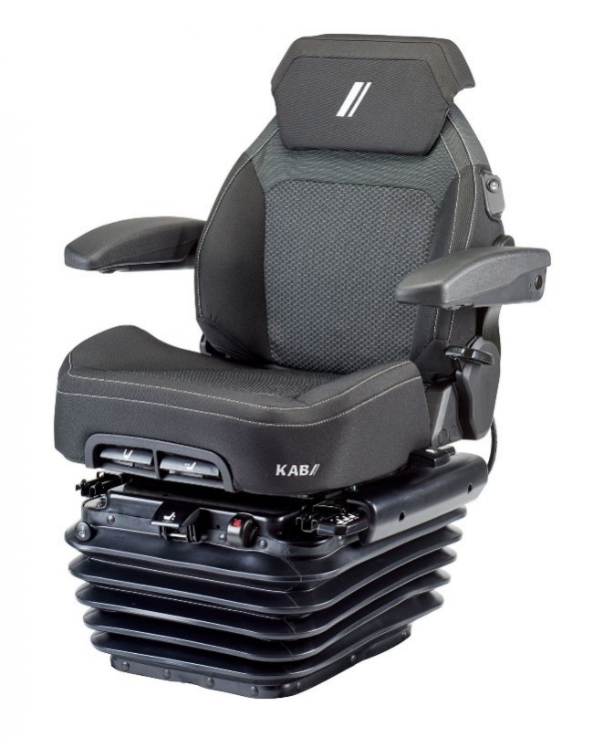 QUALITY AGRI SEATS PLUS NEW KAB SCIOX ON TEK STAND AT LAMMA 2019